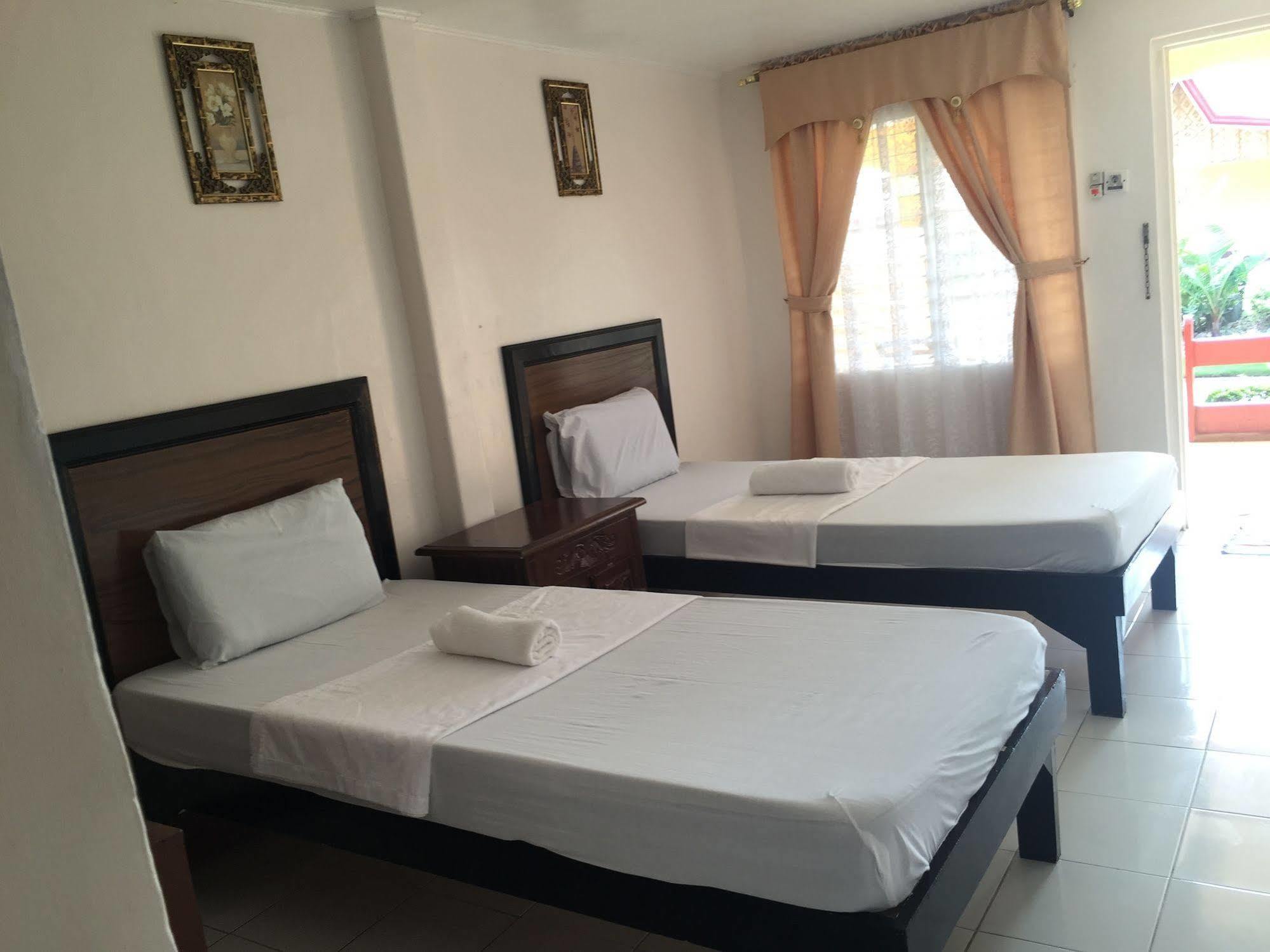 Bayview Inn Ormoc Kültér fotó
